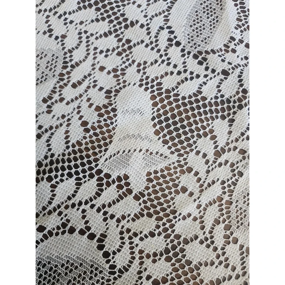 The Unbranded Brand vintage motif